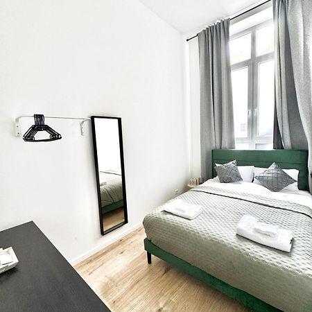 Heaven Homes - Privatzimmer Mit Bad Im Herzen Von Duesseldorf Exteriör bild